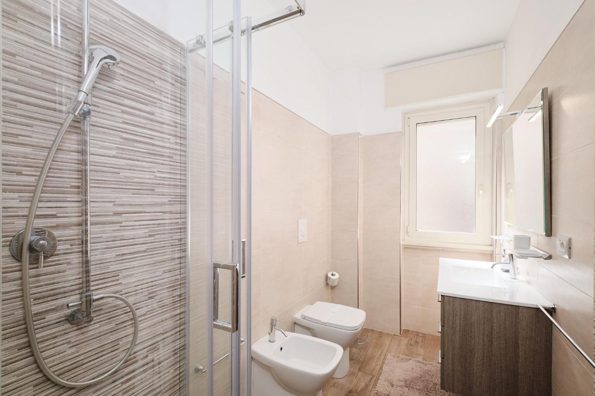 A Few Minutes From The Colosseum - Free Wi-fi & Netflix Appartamento